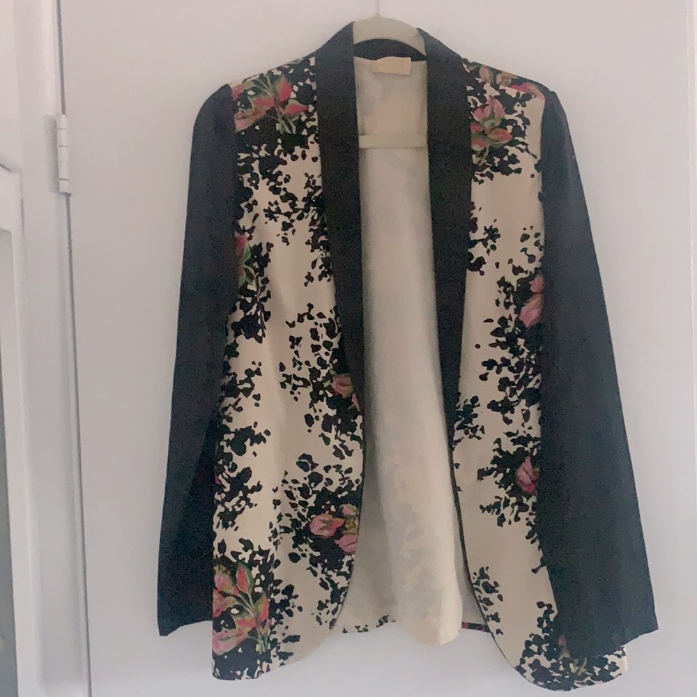 Pins and Needles Floral Blazer
